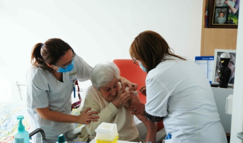 illustration Début de la campagne de vaccination COVID-19 au Centre Hospitalier de Tourcoing